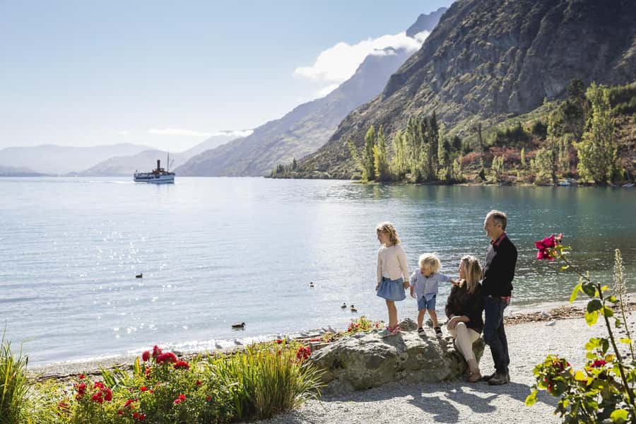 Queenstown: Queenstown Lake Cruise and Walter Peak Farm Tour - Practical advice before you go