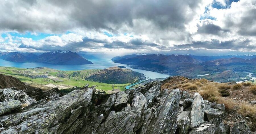 Queenstown: Remarkables Helicopter Flight & Alpine Landing - Queenstown from the air, then the Remarkables Spur