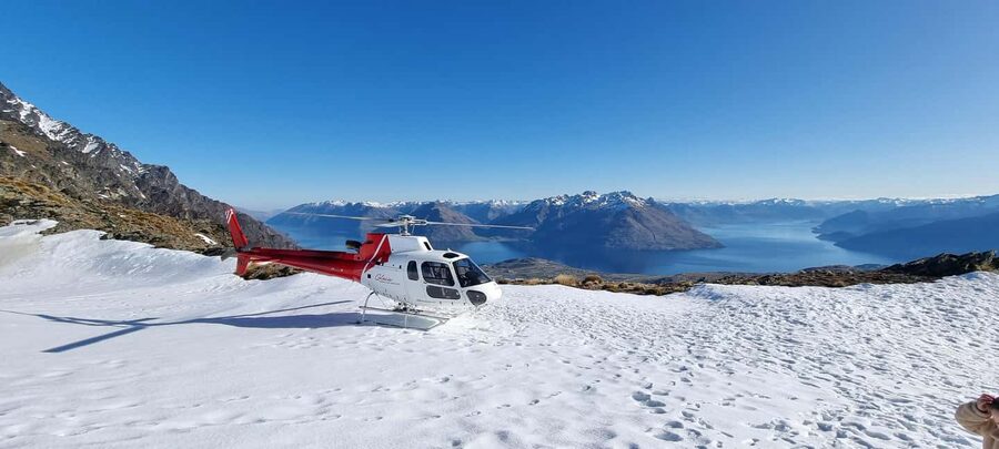 Queenstown: Remarkables Helicopter Flight & Alpine Landing - Queenstown, the Wakatipu basin, and distant peaks