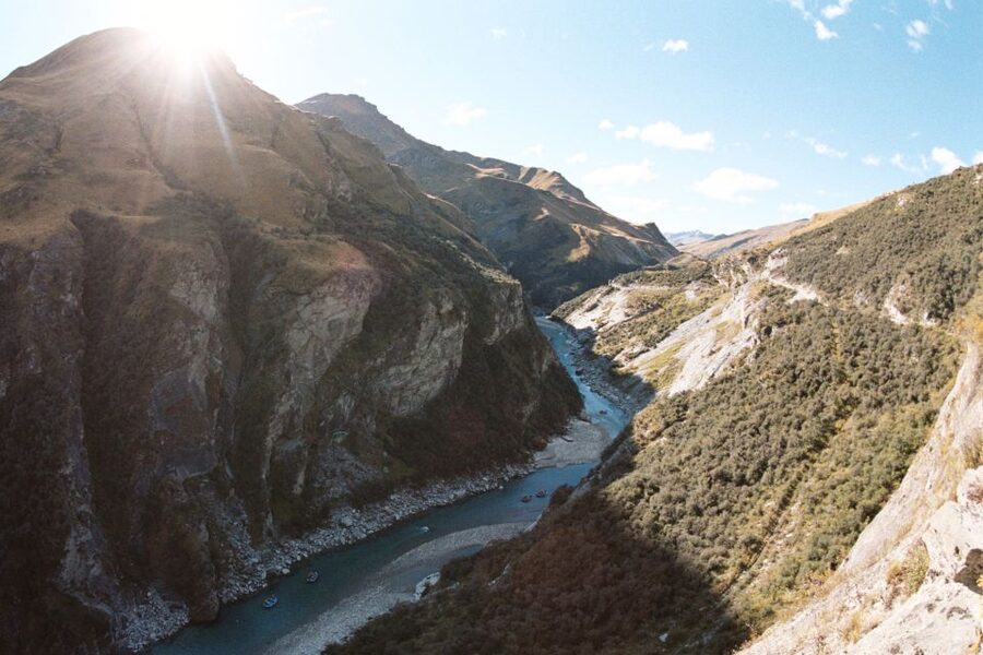 Queenstown: Shotover River Whitewater Rafting Adventure - The Skippers Canyon coach ride is no mere transfer