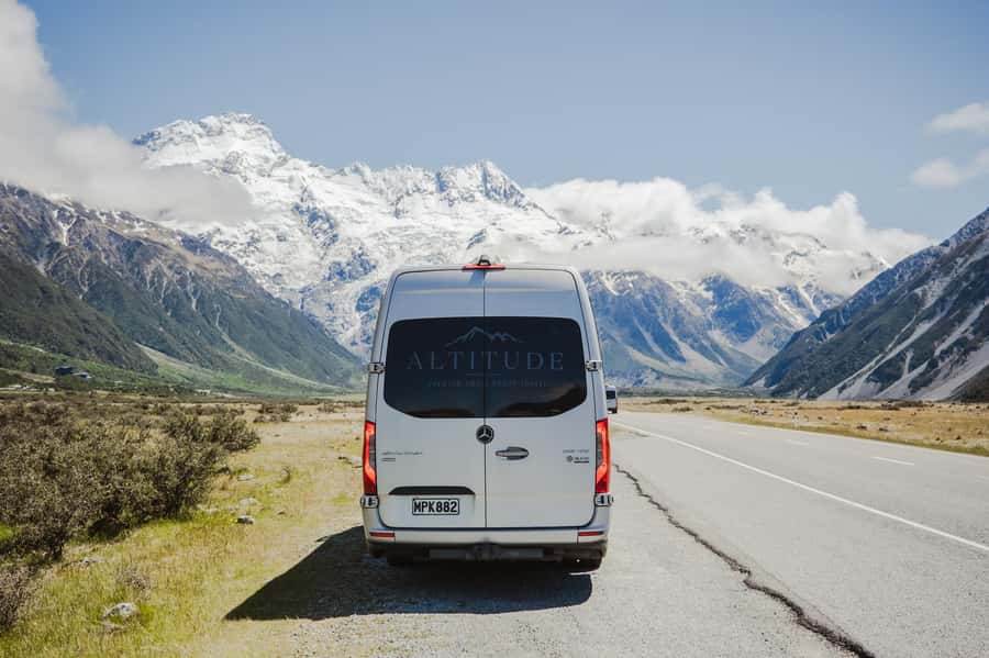 Queenstown: Small Group Mt Cook Day Tour - From Queenstown to the Cromwell Fruit Bowl