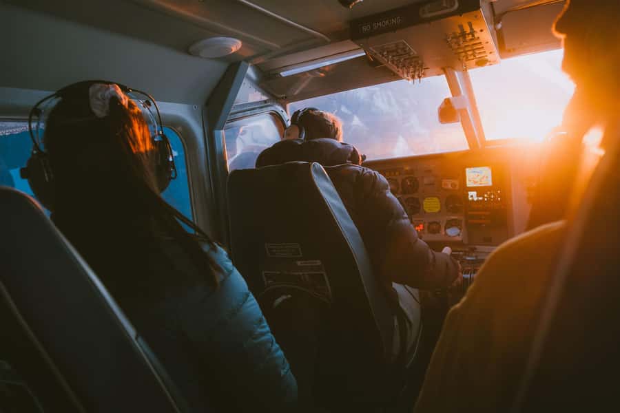 Queenstown: Sunrise Glacier Scenic Flight - Meeting at Queenstown Airport before first light