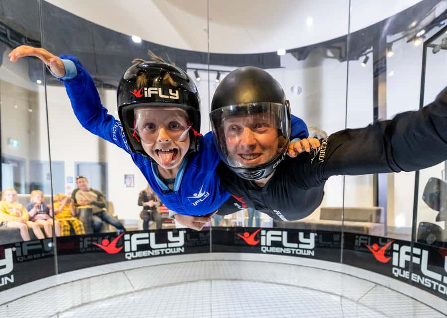 Queenstown: Ticket for 2 Indoor Skydiving Flights - Group size, access, and practical planning