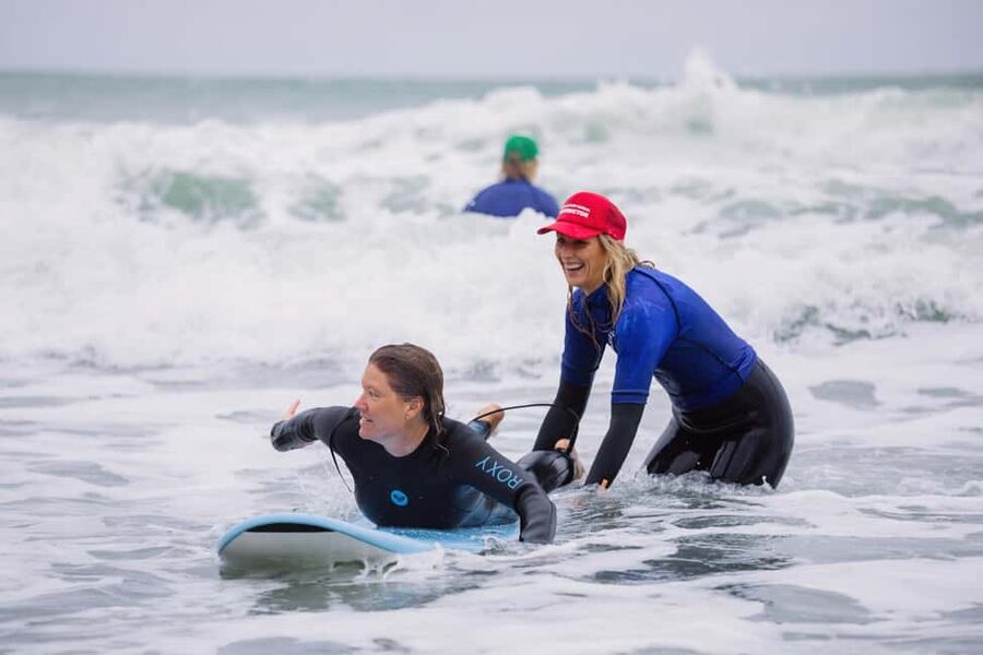 Raglan: 2 Day Surf Lesson Package - Why two days makes such a difference at Ngarunui Beach