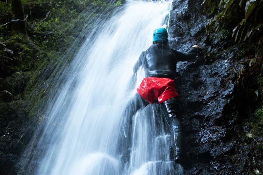 Raglan: Karioi Canyoning - The right fit for families and first-timers