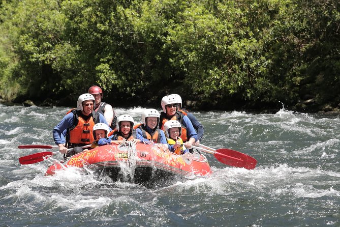 Rangitaiki River White Water Scenic Rafting from Rotorua - Lunch, changing, and the trip back