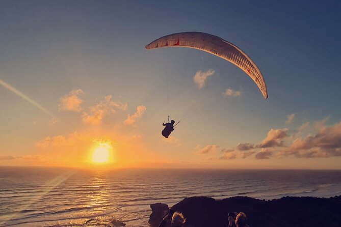 Romantic Auckland Sunset tour with Winery & Thermal pool - Three West Coast pleasures in one evening