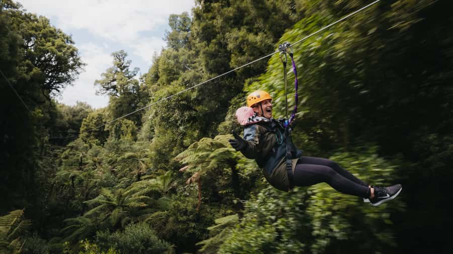 Rotorua: 6 Ziplines, Swing-Bridges & Wildlife Encounters - Swing bridges and treetop platforms