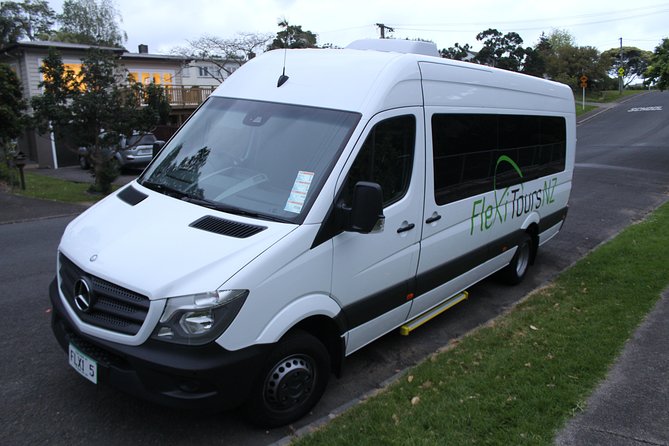Rotorua and Waitomo Caves Day Trip from Auckland -Smaller Groups - The included buffet lunch at Te Puia