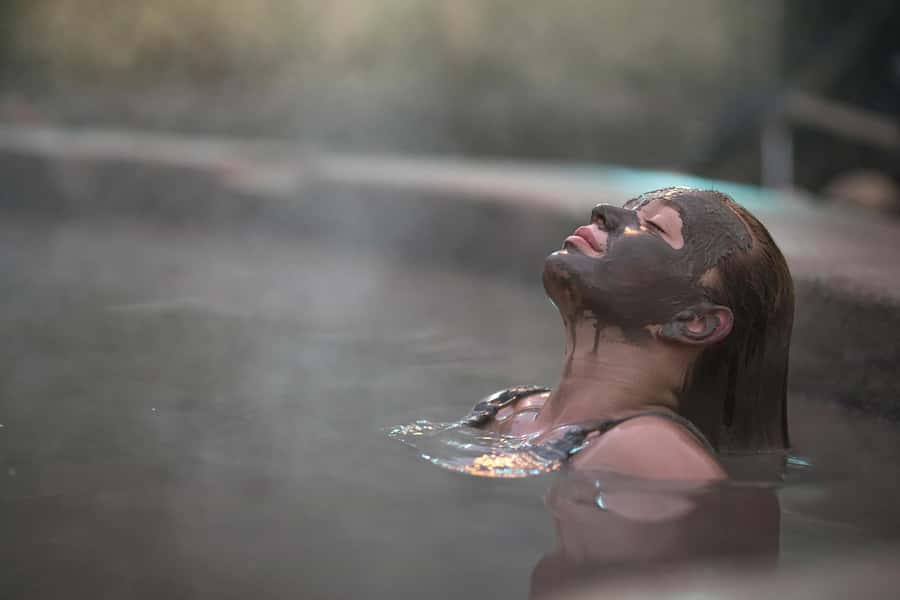 Rotorua: Hells Gate Outdoor Mud Bath & Spa Experience - The geothermal park and Māori connection