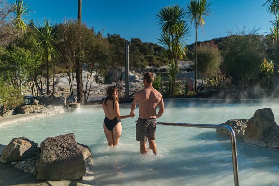 Rotorua: Hells Gate Outdoor Mud Bath & Spa Experience - The 20-minute geothermal mud treatment