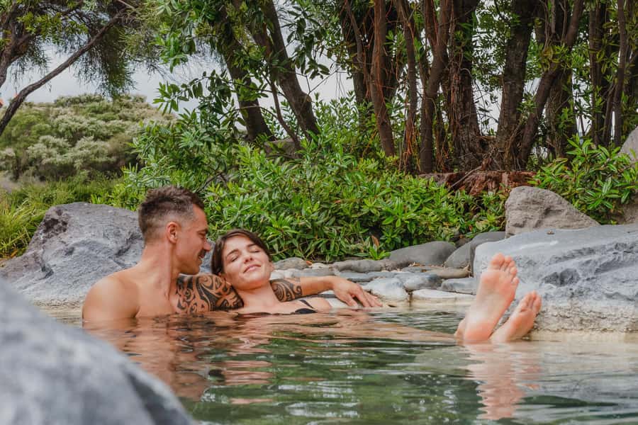 Rotorua Lake: Deluxe Lake Spa Geothermal Hot Spring Bathing - Is $47 good value?
