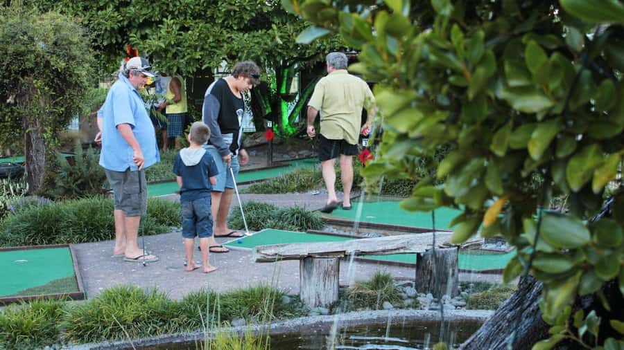 Rotorua: Mini Golf Experience - What the round feels like from hole one to hole 18