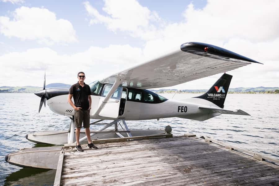 Rotorua: Scenic Flight over Mt Tarawera & Waimangu Valley - Crossing Rotorua’s lakes district