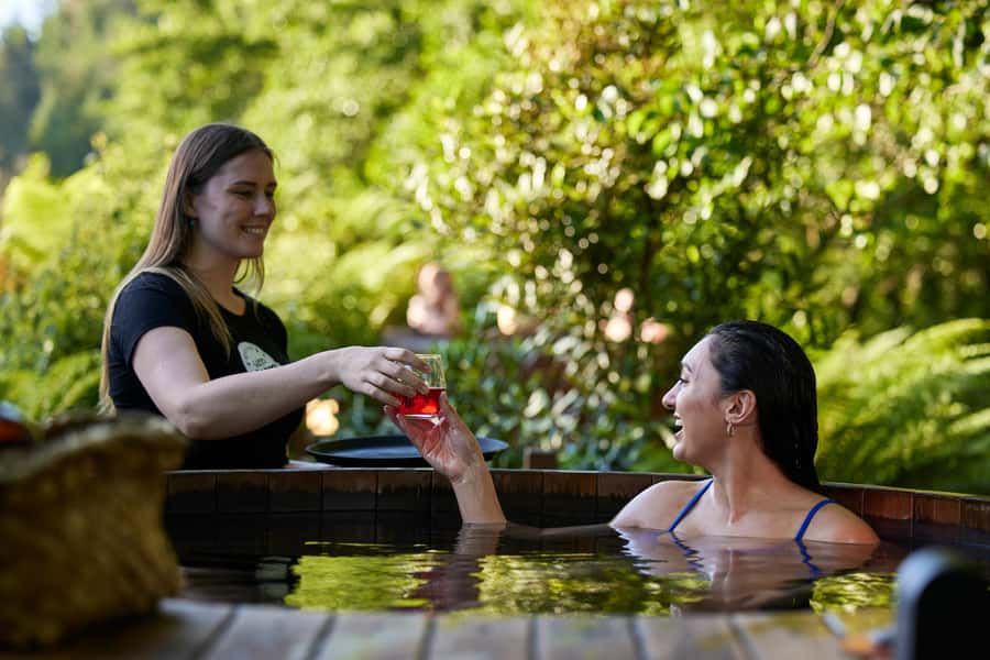 Rotorua: Secret Spot Hot Tubs - Finding the entrance at Waipa Carpark