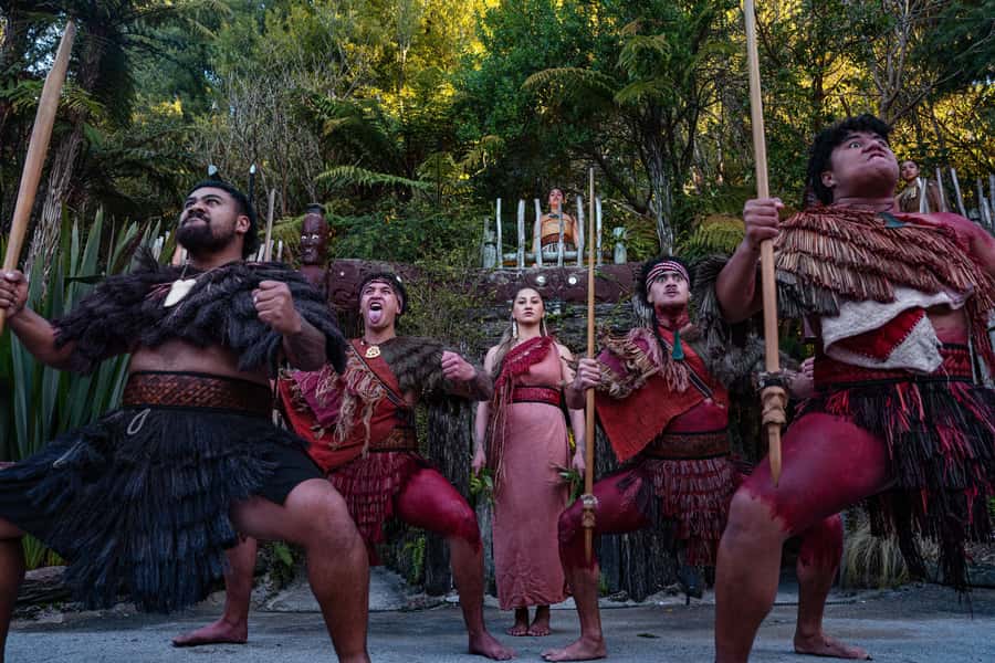 Rotorua: Te Pa Tu Māori Cultural Experience with Dinner - How to plan the evening well
