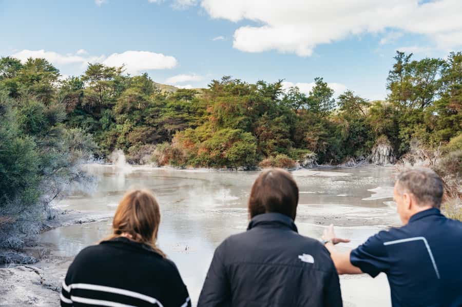 Rotorua: 'Thermal Path Tour' Geothermal half day Tour - What to bring and how to prepare