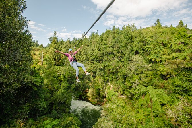 Rotorua Ziplines - Okere Falls Experience - Okere Falls Track: a short walk with a lot to see