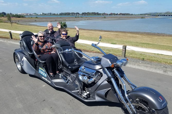 Scenic Te Mata Peak Tour by Supertrike - From the National Aquarium to Napier’s coast