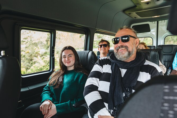 Seal Coast Safari - Exclusive access to Wellington's secret coast - Timing, pickup, and cruise-day planning