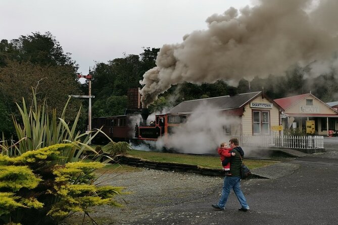 Skip the Line: Shantytown Heritage Park Experience Ticket - Getting your bearings between Greymouth and Hokitika