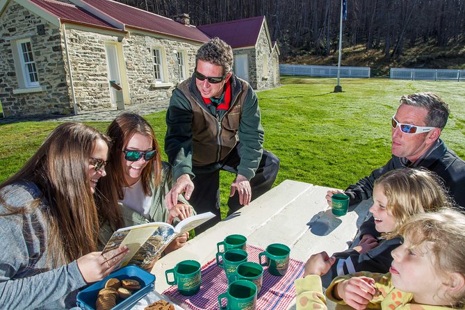 Skippers Canyon 4WD Heritage half day Tour from Queenstown - Māori Point and the gold-mining story