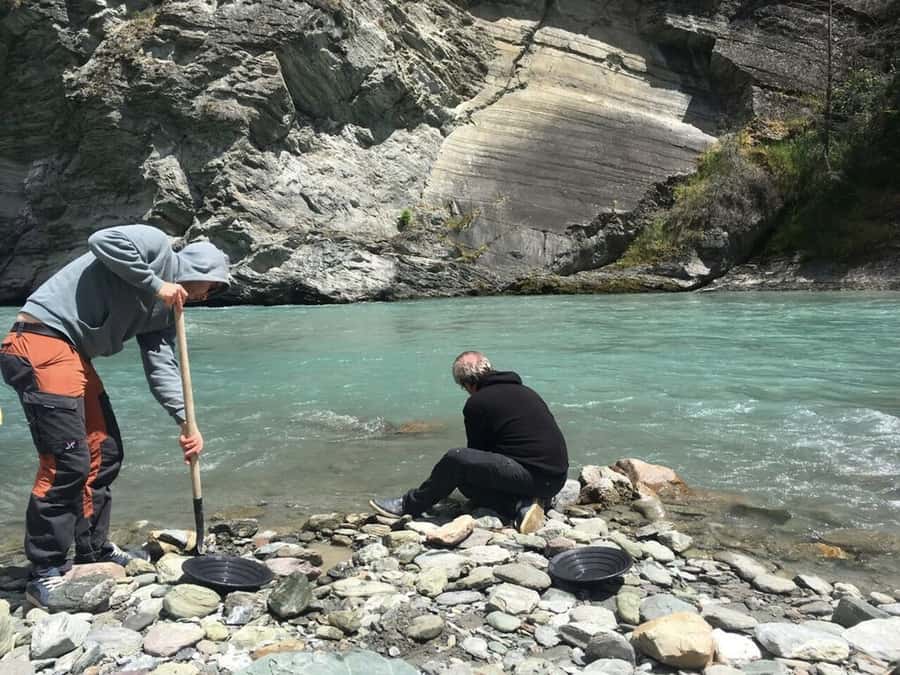 Skippers Canyon 4WD Heritage Tour from Queenstown - Leaving Queenstown for the high country