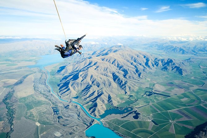 Skydive Mt. Cook - 20+ Seconds of Freefall from 10,000ft - Seeing Mt Cook from the air