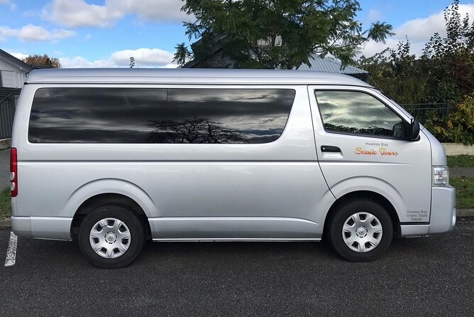 Small Group - Half-Day Hawke's Bay Winery Tour - Tasting wines versus seeing wine made