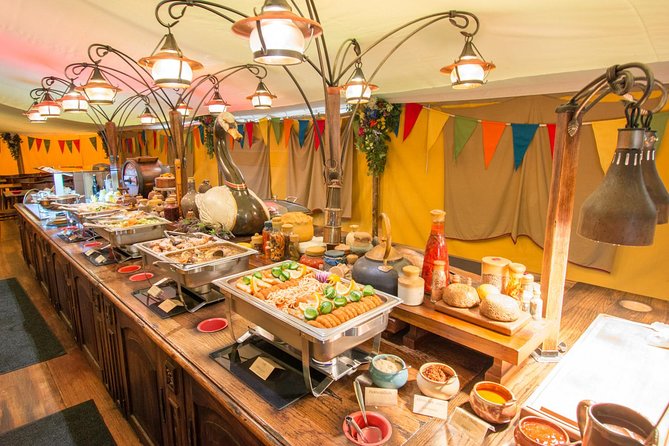 Small-Group Hobbiton and Waitomo Day Tour with Lunch from Auckland - FAQ