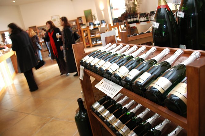 Small-Group Kumeu Wine Country Tour with Wine Tastings & Lunch - Soljans Estate, where wine meets lunch