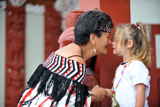 Small Group Waitomo and Rotorua including Te Puia Tour - Why combine Waitomo and Rotorua in one day?