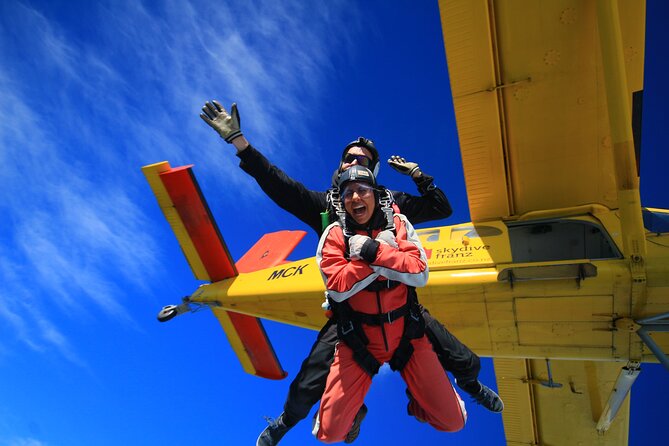 Tandem Skydive 13,000ft from Franz Josef - Photos and video: worth the extra cost?
