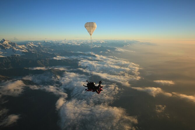 Tandem Skydive 13,000ft from Franz Josef - From Cron Street to the aircraft