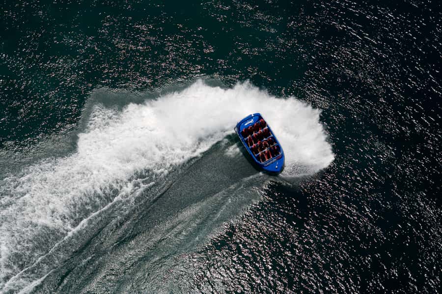 Taupō: Huka Falls 30-Minute Jet Boat Experience - Who should book this Taupō jet boat ride?