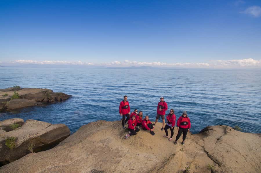 Taupo: Maori Rock Carvings Kayaking Tour - Paddling across the clear waters of Lake Taupo