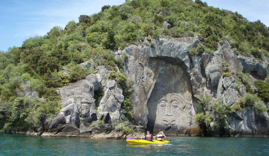 Taupo: Maori Rock Carvings Kayaking Tour - Starting at Canoe & Kayak Taupo