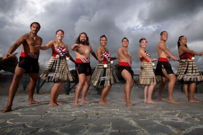 Tauranga Shore Excursion: Rotorua Highlights