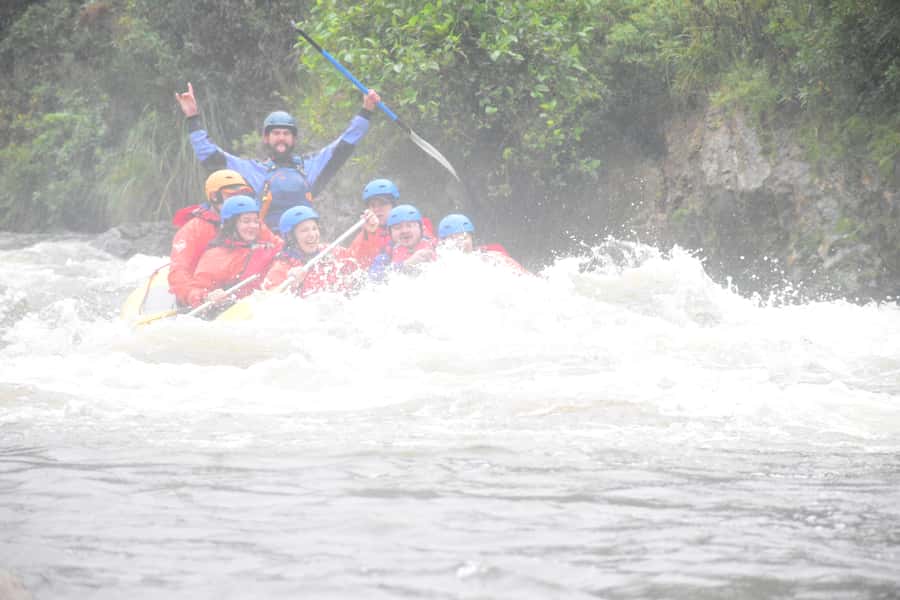 Te Awa Kairangi Grade 2 Scenic Duckie Tour - The rope swing and two rock jumps