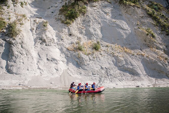 The Boulders Scenic Half Day Float on the Rangitikei River - Continuing downstream after the stop