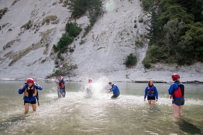 The Boulders Scenic Half Day Float on the Rangitikei River - Returning to Awastone café
