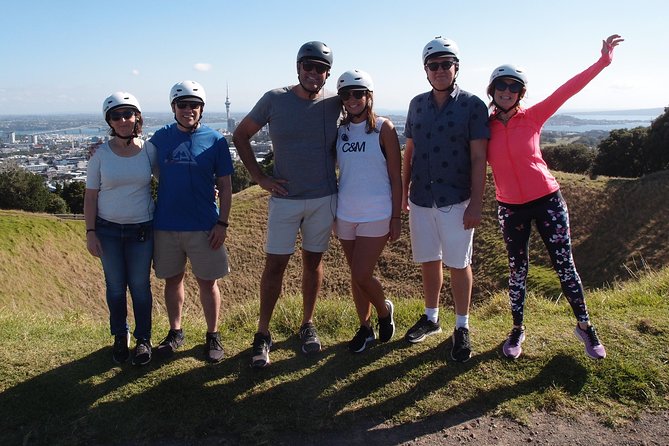 The Classic: our most popular electric bike tour of Auckland's Highlights - The headset changes the way the tour works