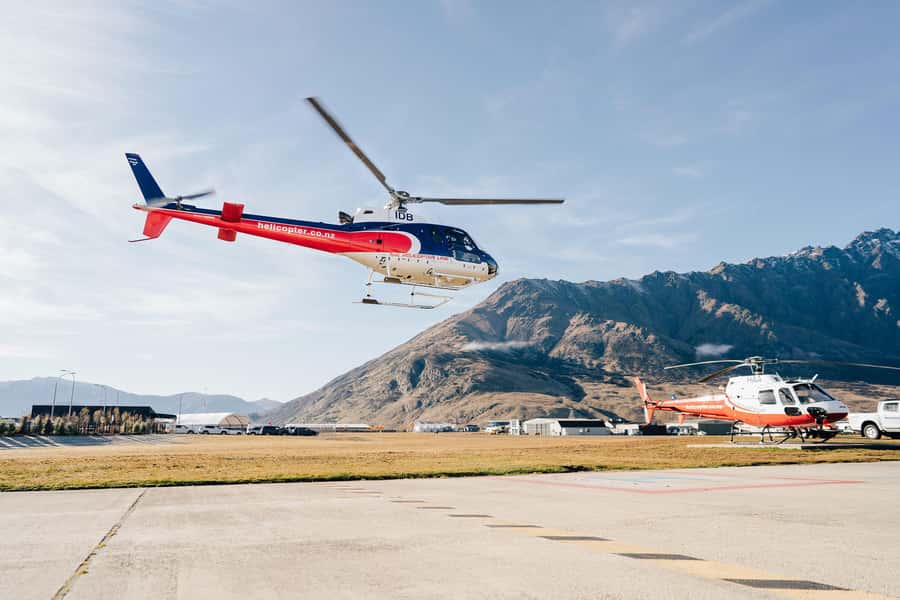The Grand Circle 30-Minute Helicopter Tour & Alpine Landing - From central Queenstown to the airport