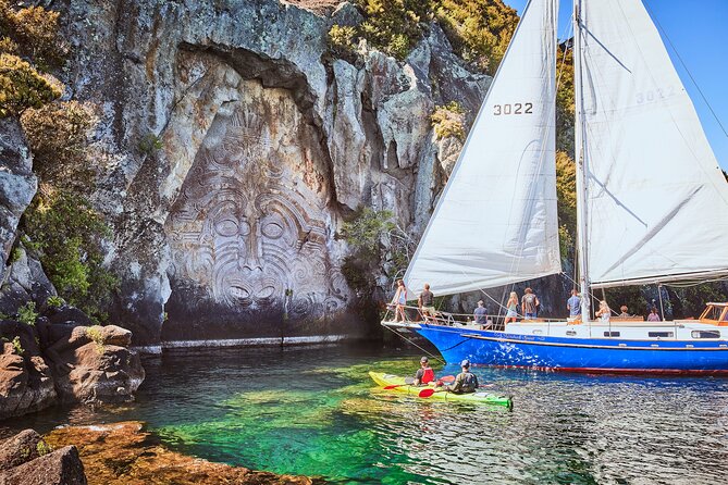 The Maori Carvings Half Day Kayak - Seeing the Maori Rock Carvings from the water