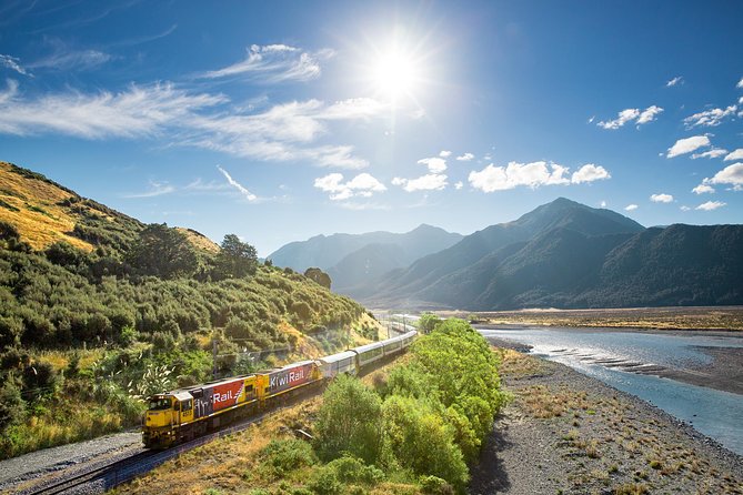 TranzAlpine Train Journey from Greymouth to Christchurch - Delays, cancellations, and planning around arrival