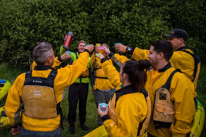 Twilight Glowworm Kayak Tour – Lake Karapiro - The pause before darkness