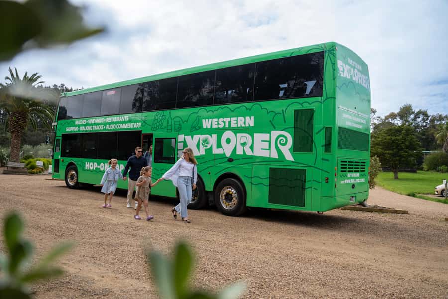 Waiheke Island: Ferry & Hop-On Hop-Off Explorer Bus Tickets - Mudbrick, Cable Bay, Batch, and the wine stops