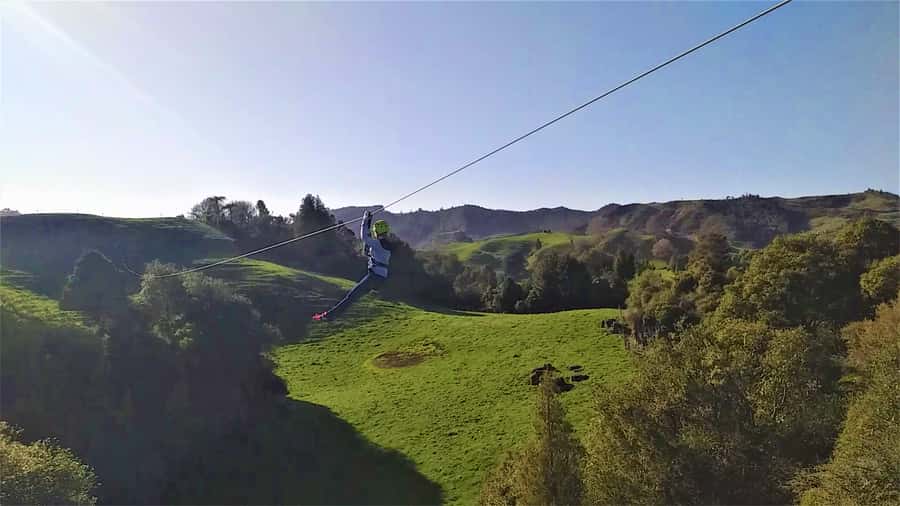 Waitomo Caves 1-Kilometer-Long Zipline Tour - The 280-meter final ride
