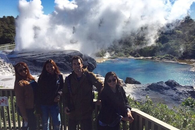 Waitomo Glow Worm Caves & Te Puia - Rotorua's Geothermal Valley - Why the guide can make or break this trip