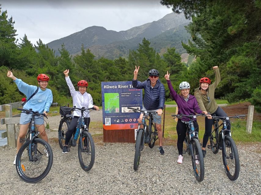 Wānaka: Gladstone Track and Wanaka Trails on Bike or eBike - Pembroke Patisserie: the right halfway break